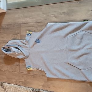 Steph Curry Under Armour sleevless hoodie